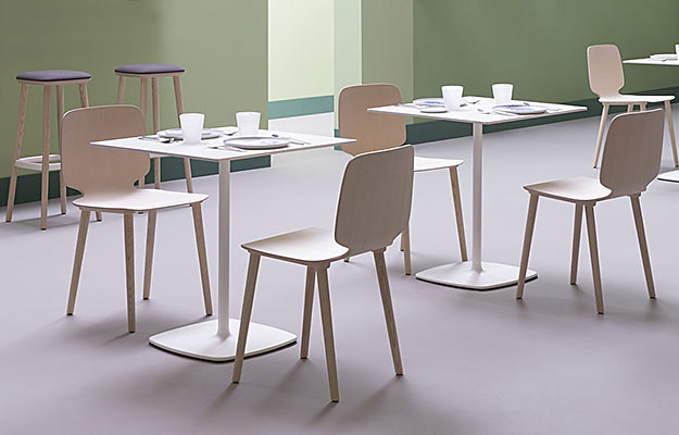 Bordunderstell fra Sitting Scandinavia